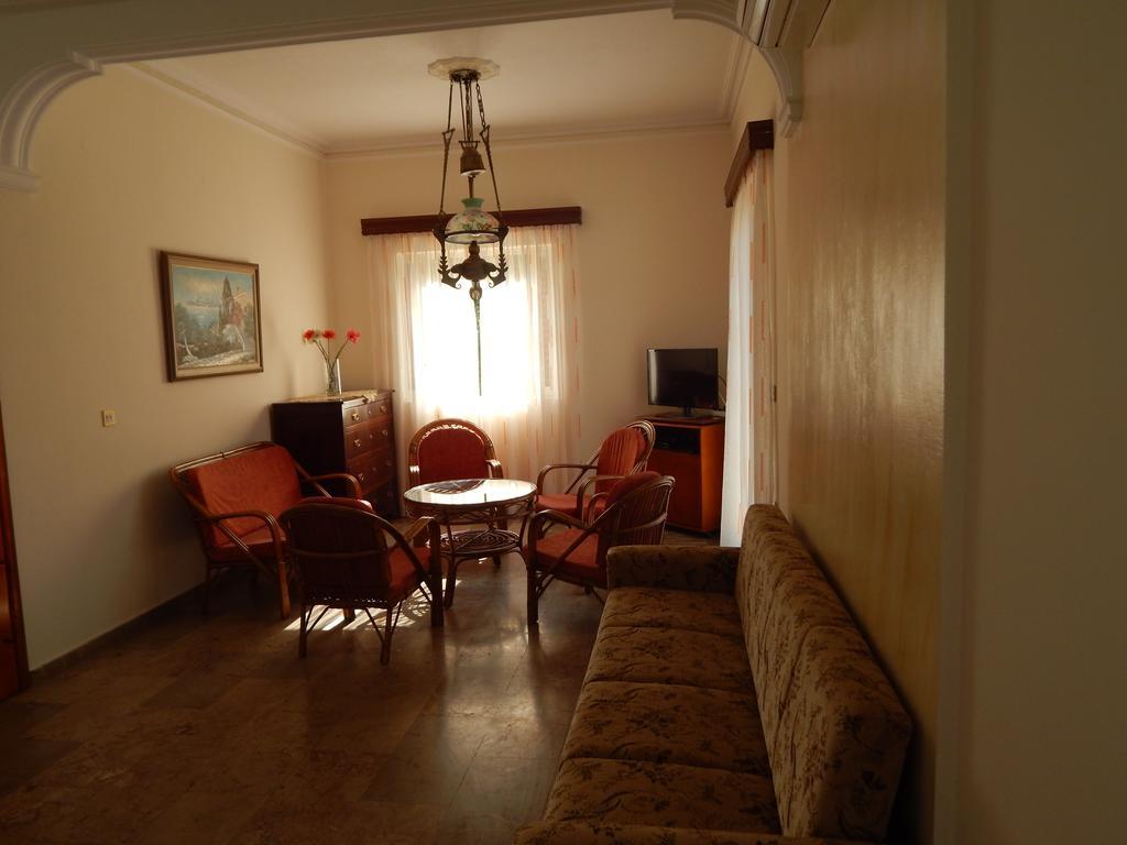 Cornelia Apartment Lákka Cameră foto