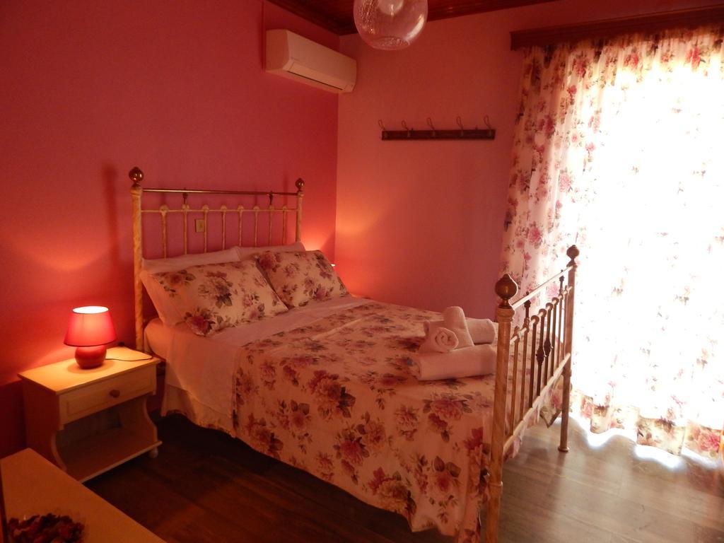 Cornelia Apartment Lákka Cameră foto